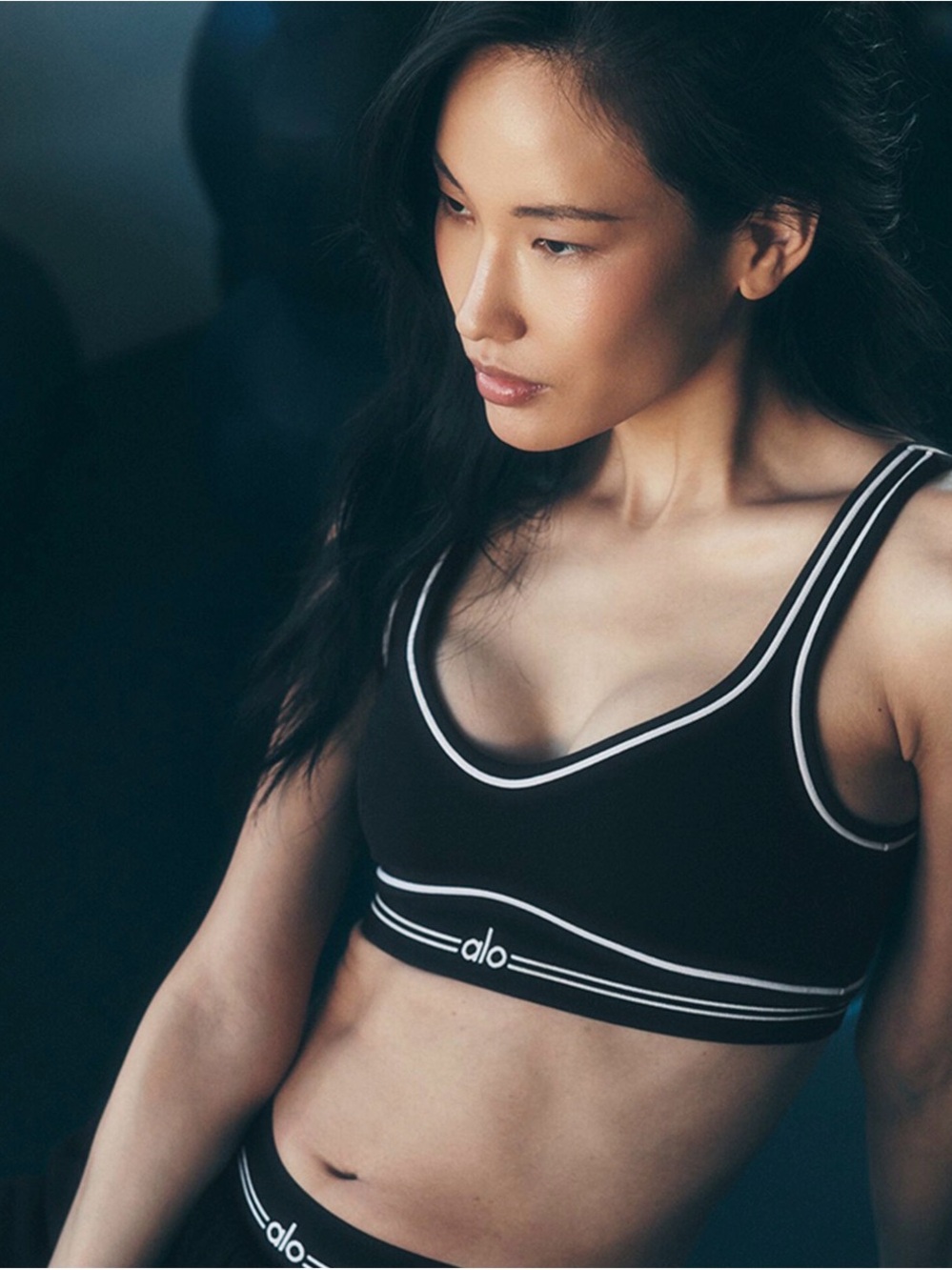 ALO Yoga Black Sports Bra with White Piping
